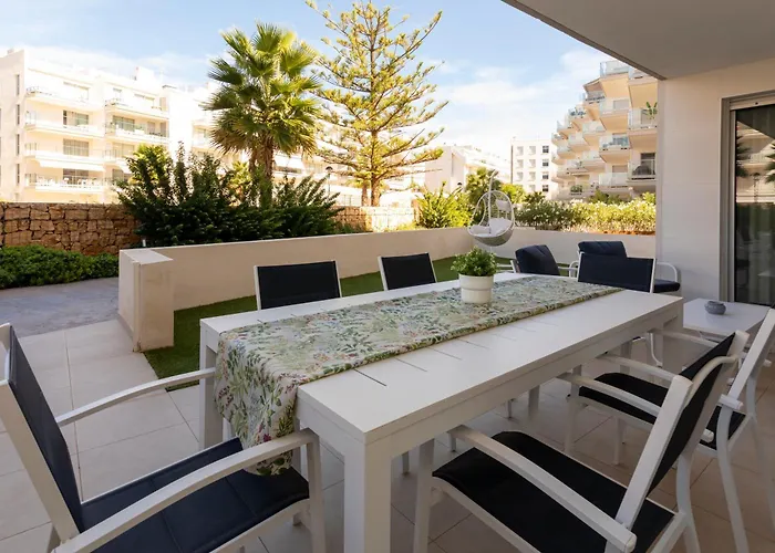 Marina Real Ii, 2 By Bookindenia Dénia