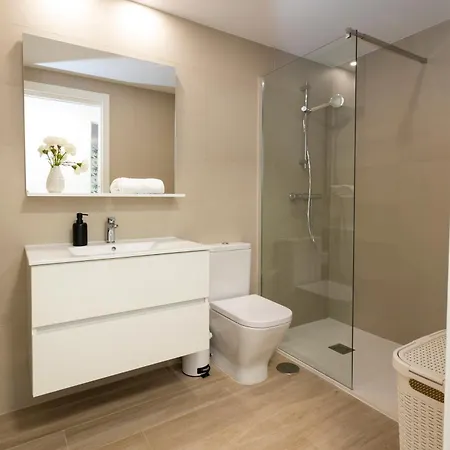 Marina Real Ii, 2 By Bookindenia 德尼亚