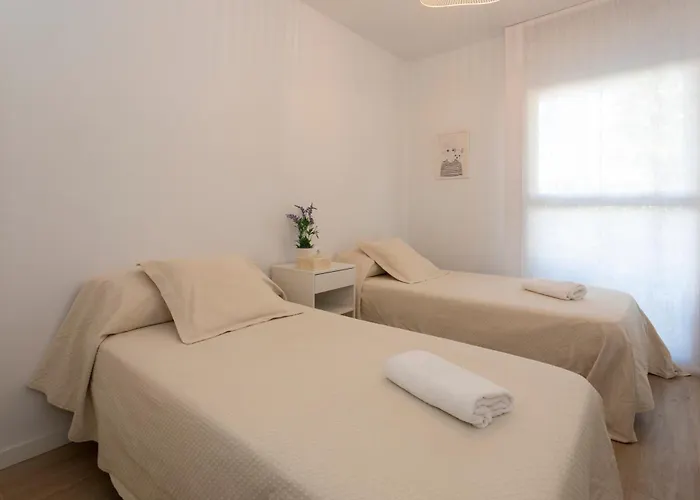 Marina Real Ii, 2 By Bookindenia * Denia