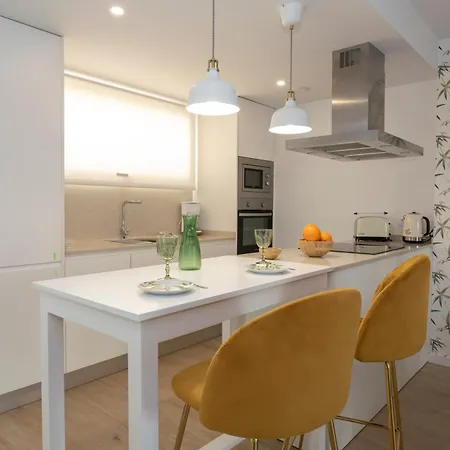 Marina Real Ii, 2 By Bookindenia * Денія