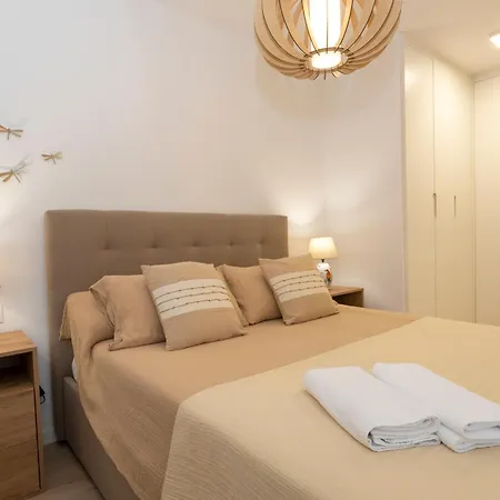 Апартаменти Marina Real Ii, 2 By Bookindenia *