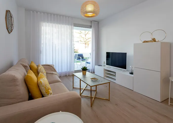 Marina Real Ii, 2 By Bookindenia Dénia